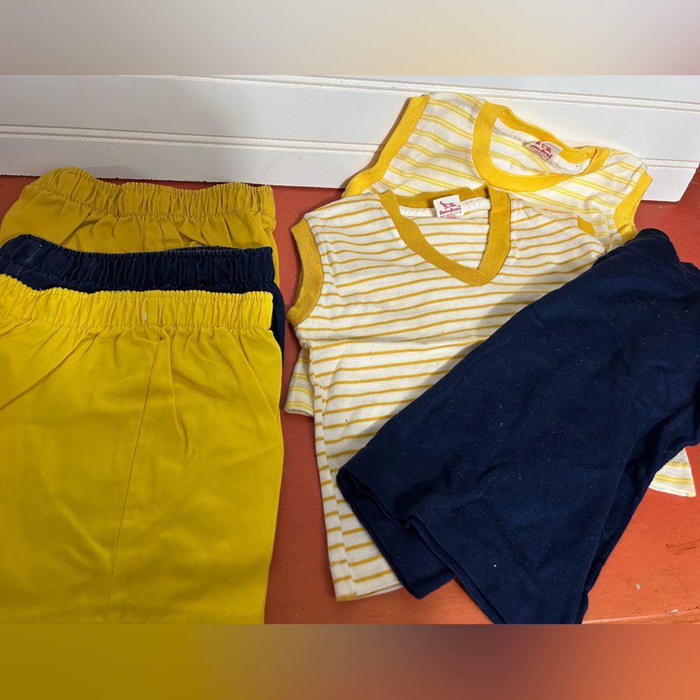 Vintage lot 6 pieces Buster Brown 1970s 3 shirts 3 shorts sets cotton USA